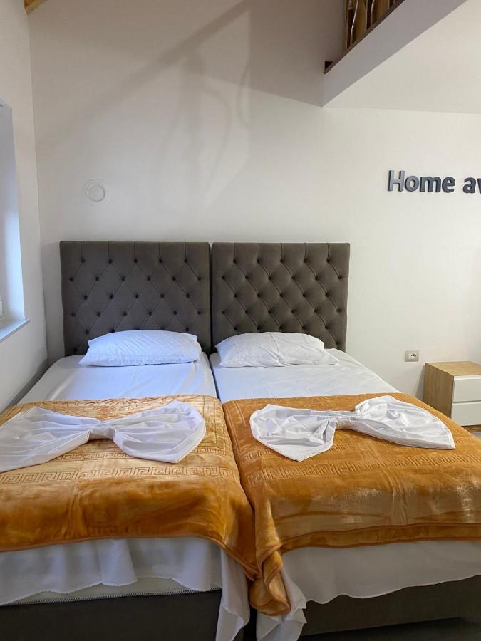 Alojamento de Acomodação e Pequeno-almoço Breezy Hotel *